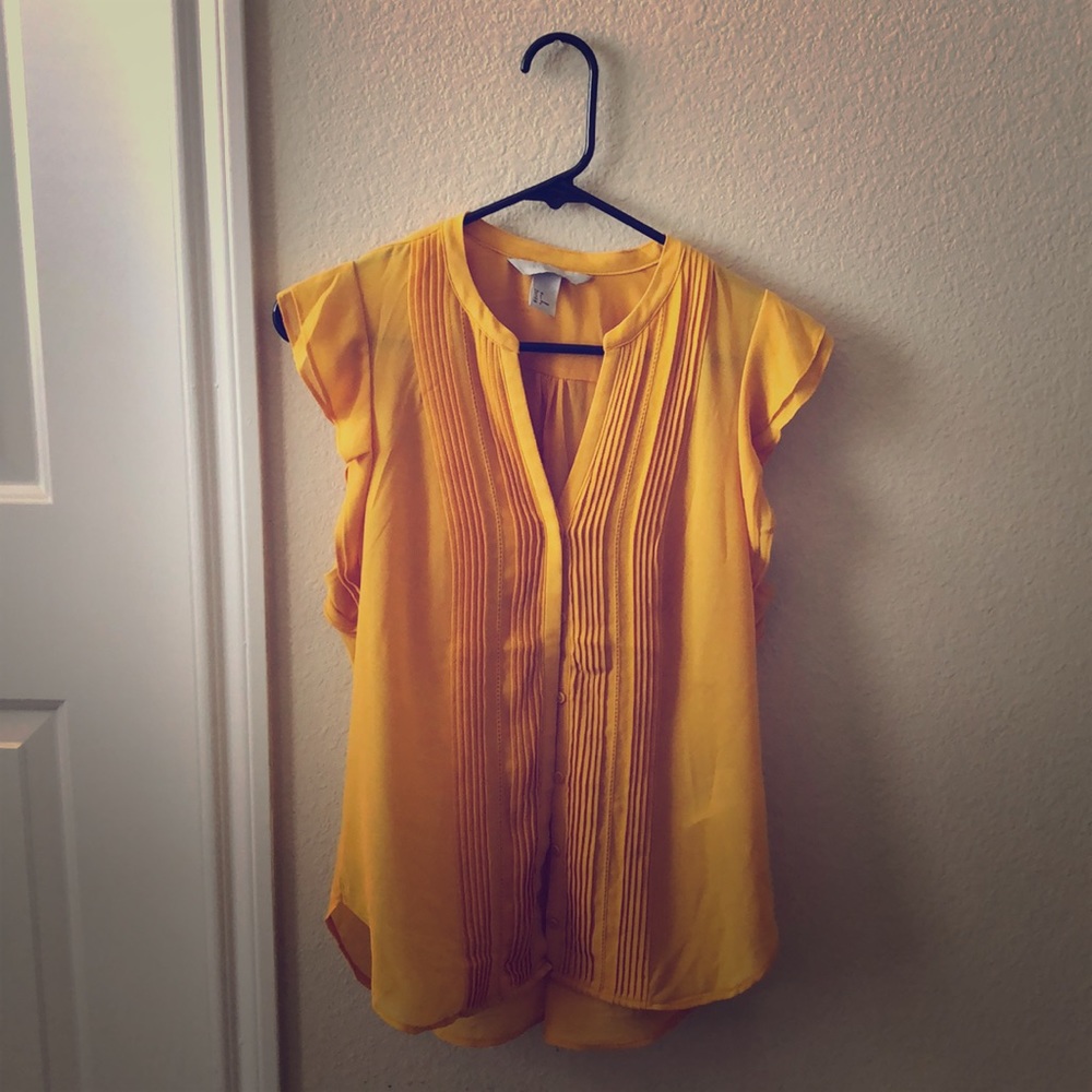 Yellow blouse